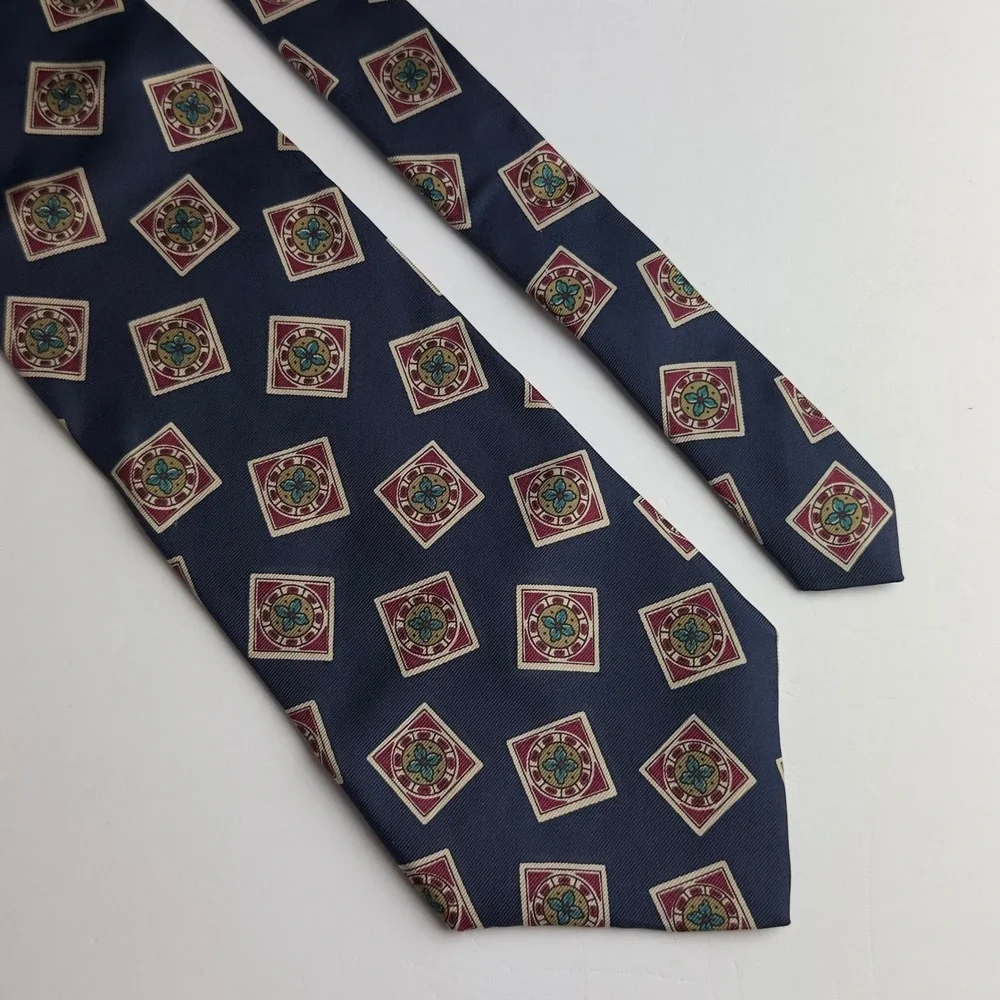 Chaps Ralph Lauren Men Navy Blue Geometric Medallion Cotton Silk Mogador Tie USA